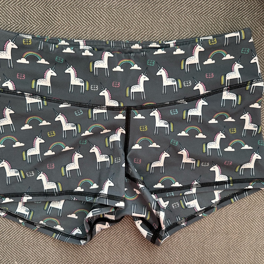 Gray Athletic Unicorn Print Spandex Gym Shorts